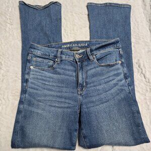 American Eagle Hi-Rise Skinny Kick Jeans size 6